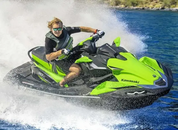 Prueba a Fondo: Kawasaki Jet Ski Ultra 310